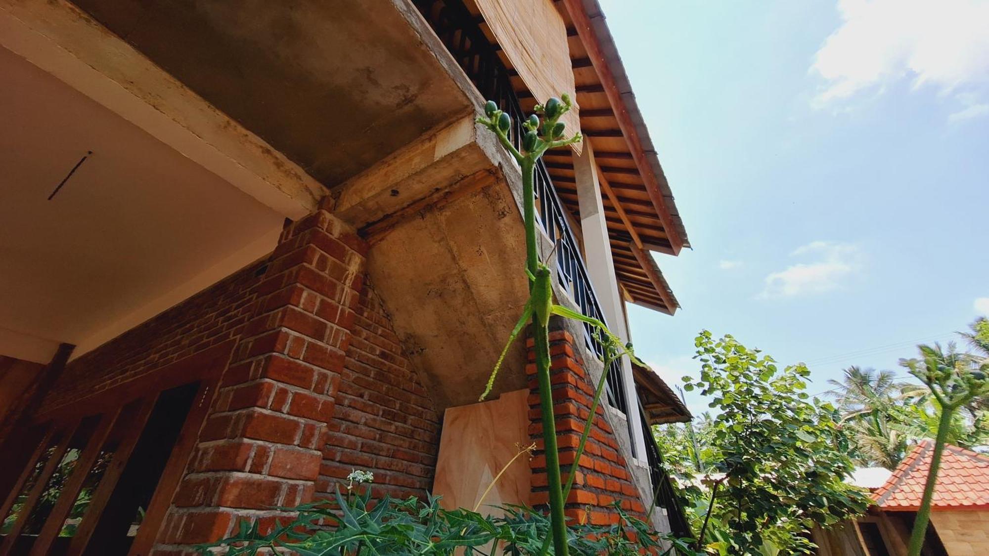 Bunga Maliq Bungalow Lombok テテバトゥ 部屋 写真