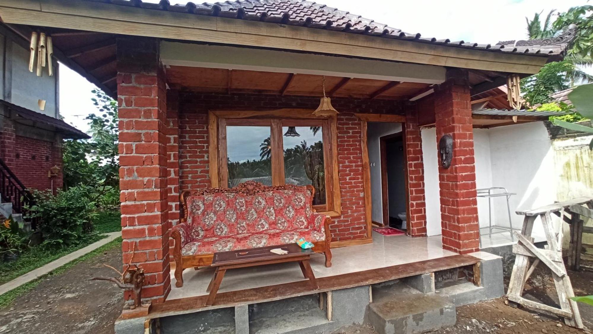Bunga Maliq Bungalow Lombok テテバトゥ 部屋 写真
